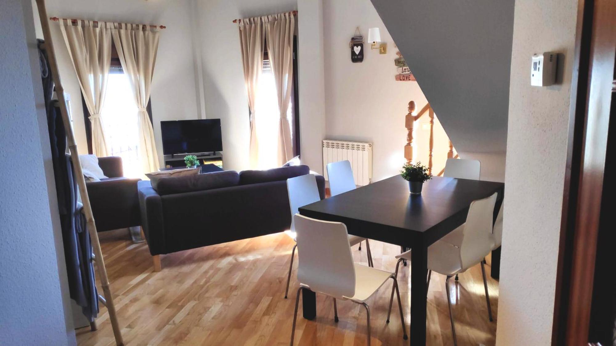Apartamentos Go - Tordesillas House ภายนอก รูปภาพ
